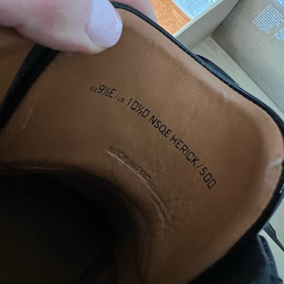 Bally Men’s size 10.5 Herick Leather High Top Sneakers - Picture 4 of 8